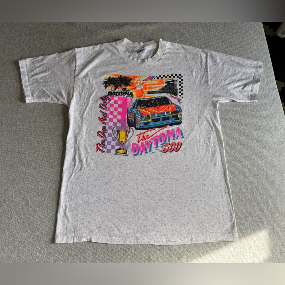 Vintage 1990’s NASCAR Racing Daytona
500 short sleeve tee shirt Light Gray XL